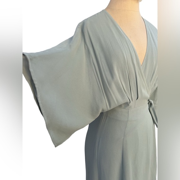 Reformation Winslow Elegant Green Wrap Dress Size Medium - Picture 5 of 14